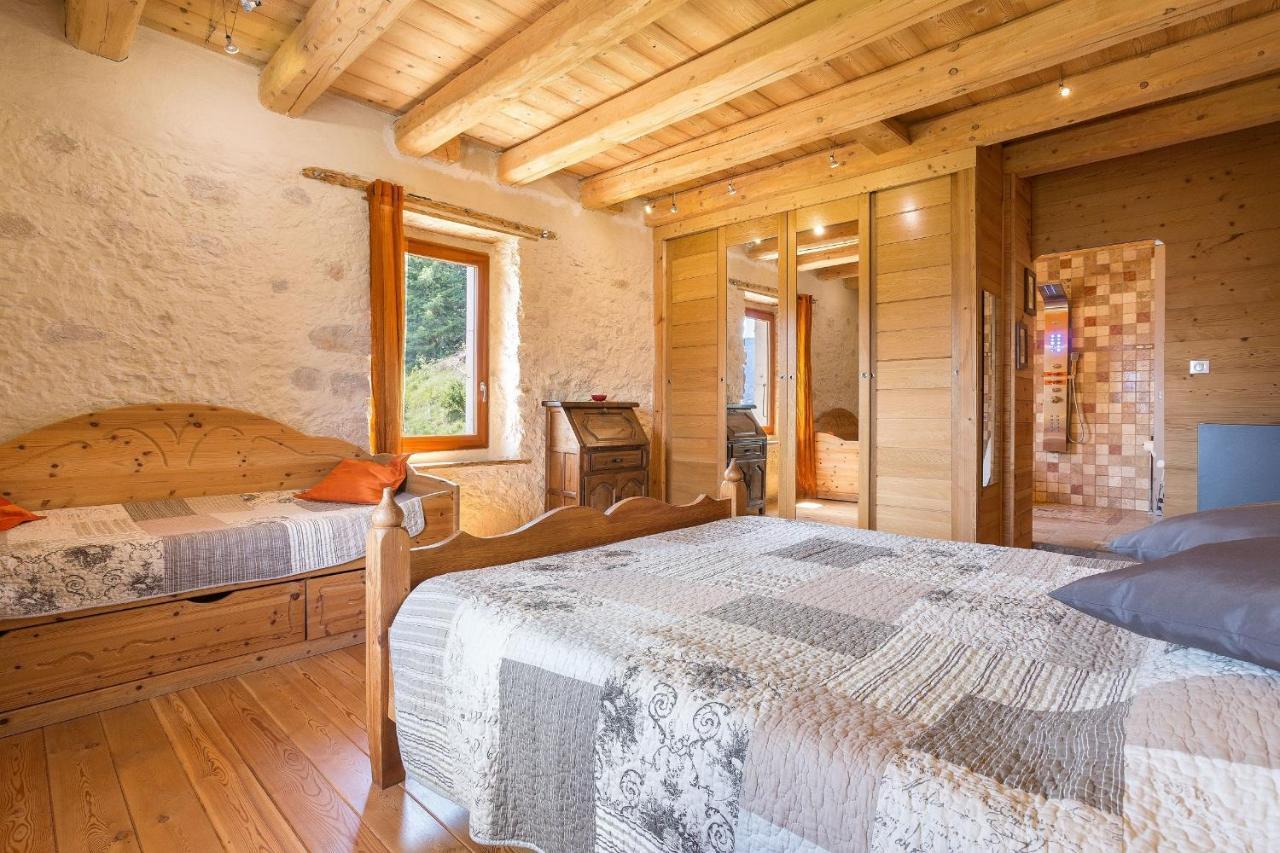 Les Esseroliettes Nature & Spa Arith Esterno foto